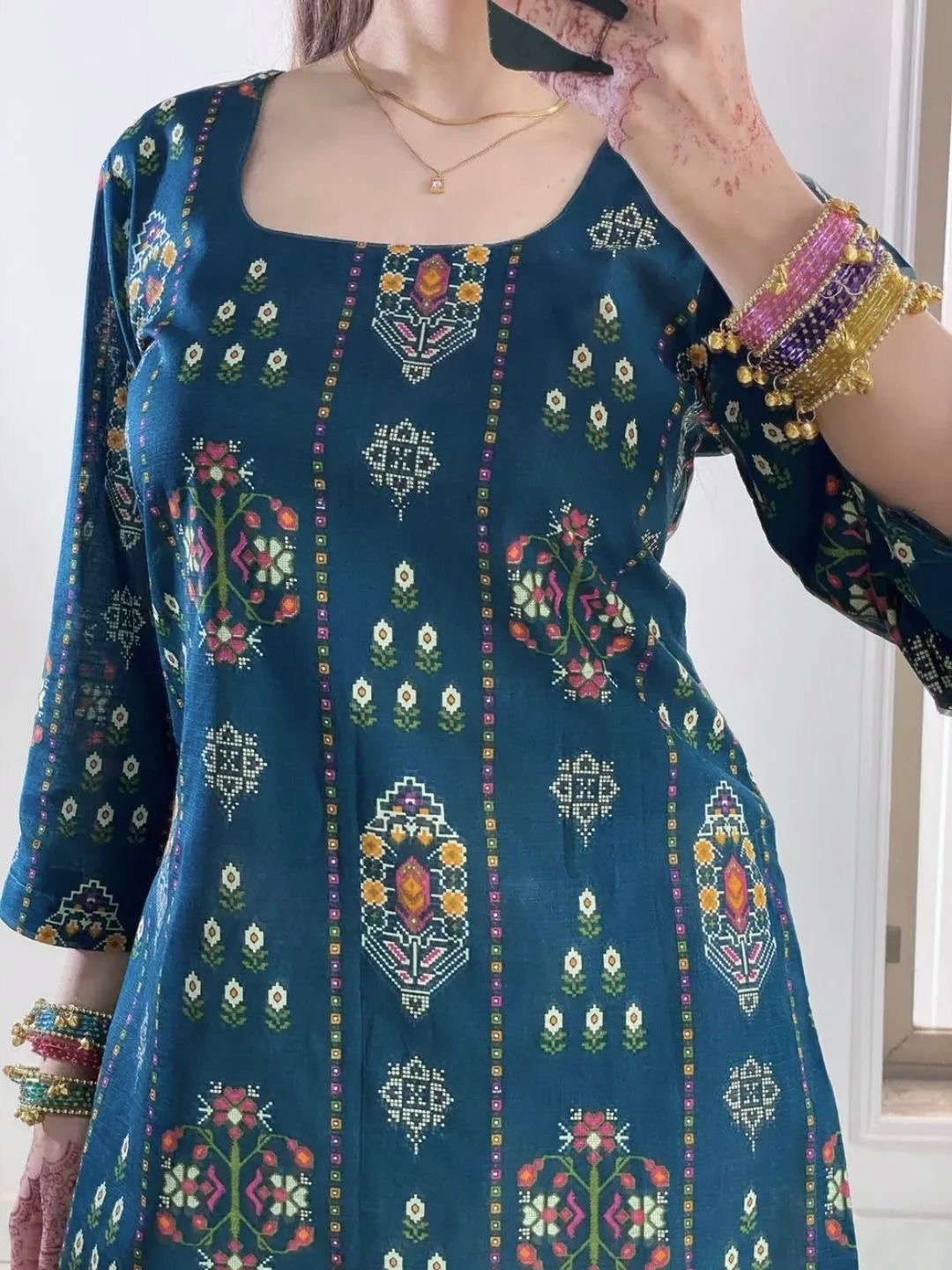 KIRAN 2PC EMBROIDERED DRESS (FARSHI SHALWAR)