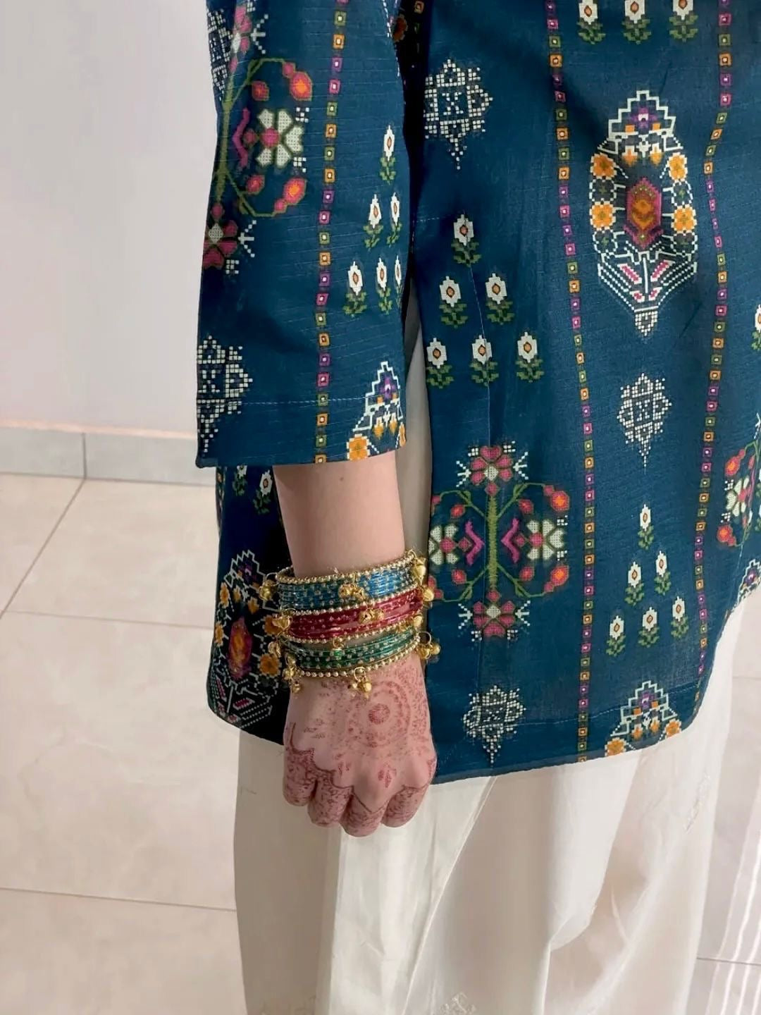 KIRAN 2PC EMBROIDERED DRESS (FARSHI SHALWAR)